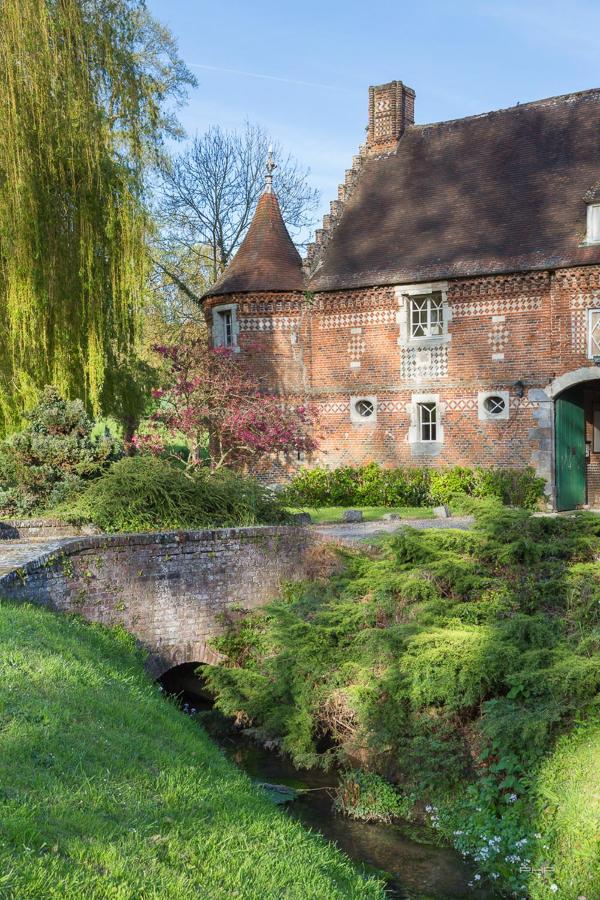 Auberge Du Manoir D'Archelles Arques-la-Bataille Eksteriør bilde