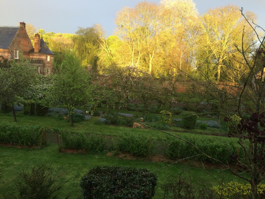 Auberge Du Manoir D'Archelles Arques-la-Bataille Eksteriør bilde