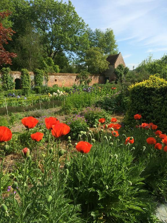 Auberge Du Manoir D'Archelles Arques-la-Bataille Eksteriør bilde